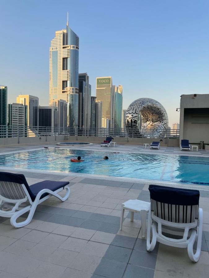 Travelers Backpackers Hostel Dubai Exterior foto